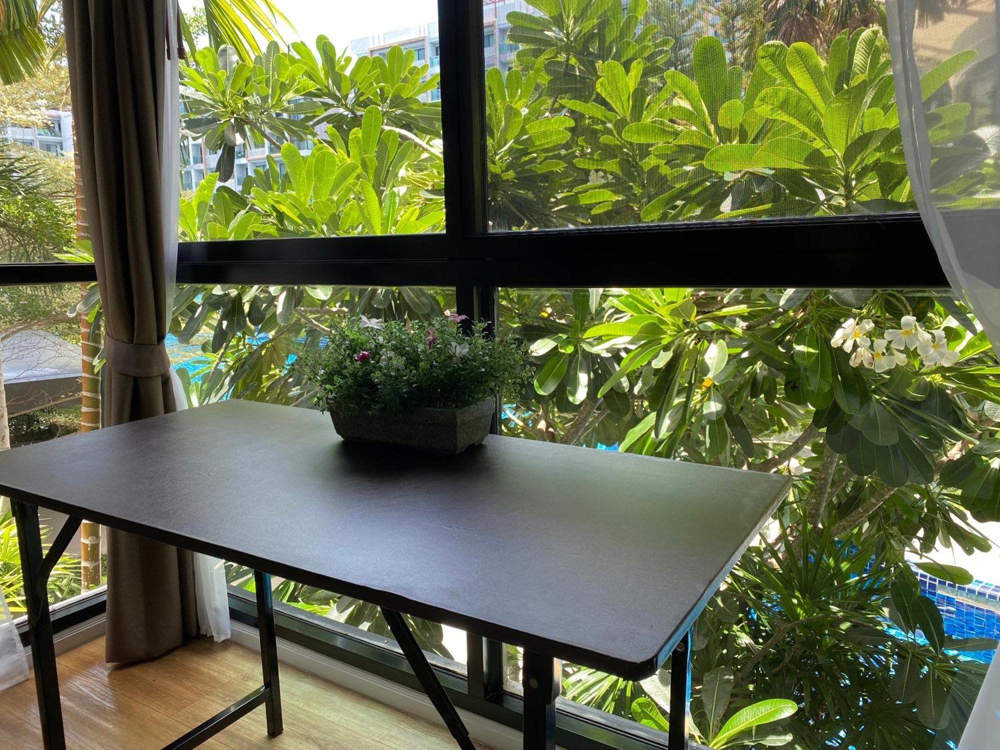 Dusit Grand Park Apartemen